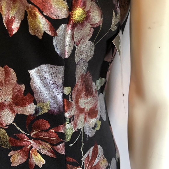 Women’s BeigeECI Metallic-Print Sheath Dress - Picture 8 of 10